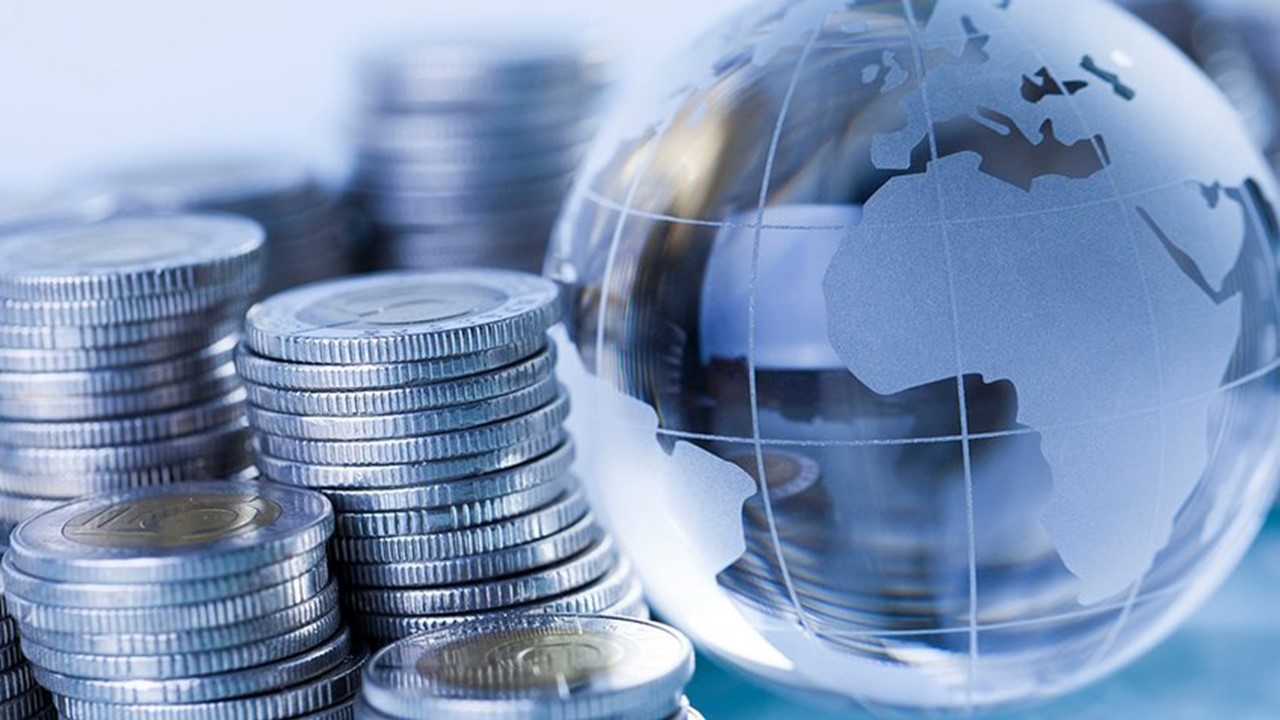 Ejemplos de escasez económica