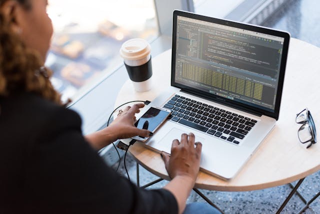 softwares más utilizados en España